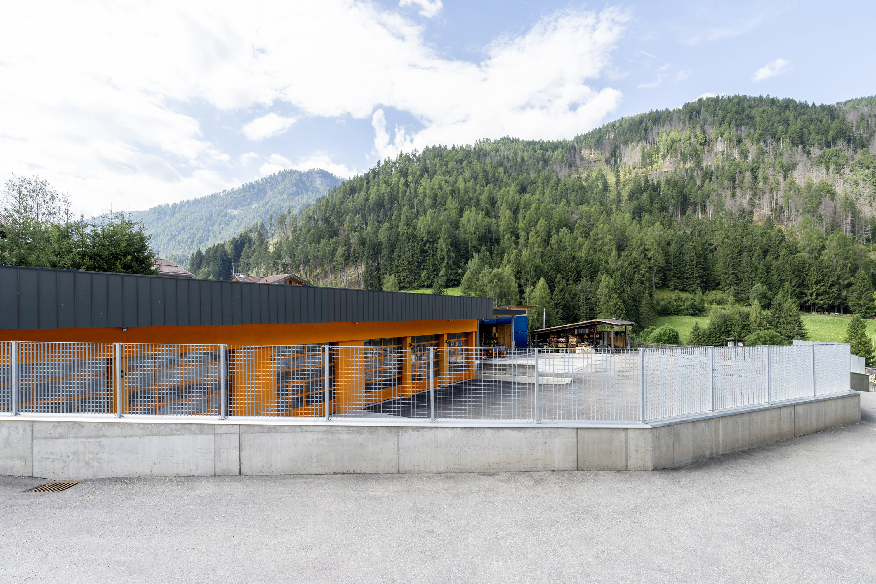 Straßenbauhof Halle St. Vigil